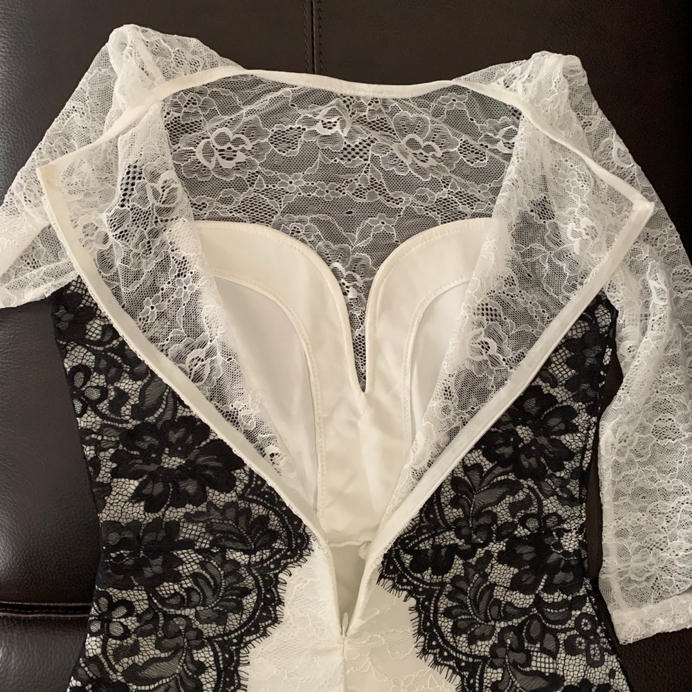 White and black lace dress - Picture 4 of 7